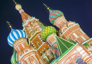 Russia Says Visa, MasterCard Can Stay Under One Condition