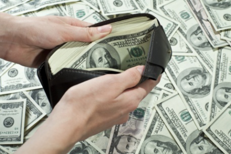 Time To Ditch Cash? Citi Economist Says ‘Yes’