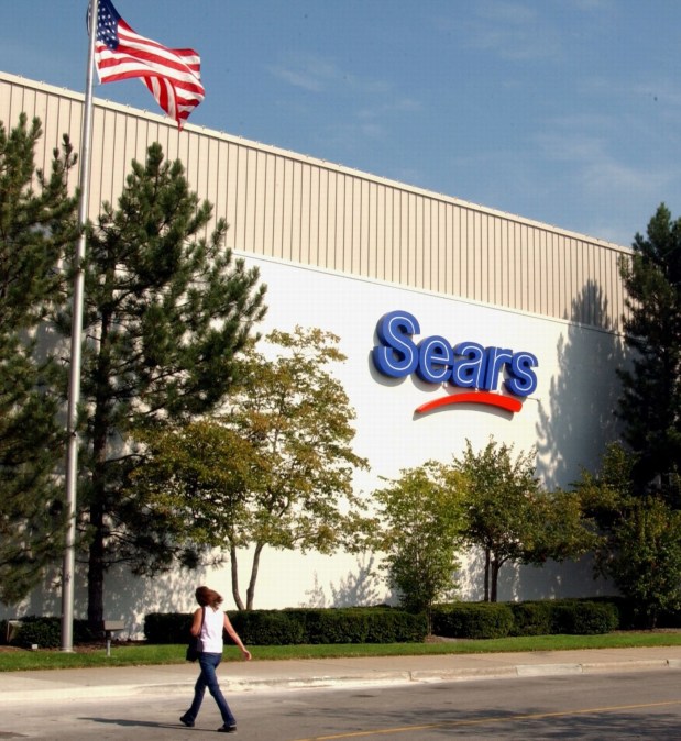 Sears Shares Sink As Investors Jump Ship