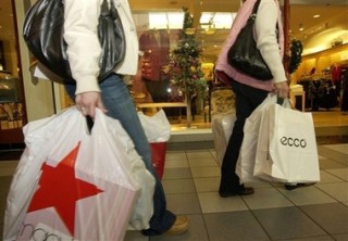 Retailers Place Hopes On Omnichannel For Holiday Sales