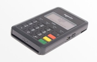 ShopKeep Gives Free Reader For Accepting Apple Pay And EMV