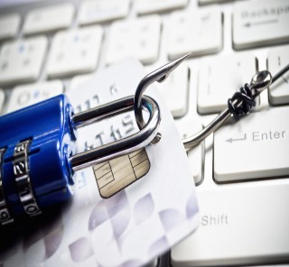 Dutch Court Approves Data Hacker’s Extradition to the US