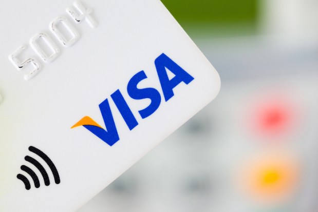 UK Raises Contactless Spending Limit to £30
