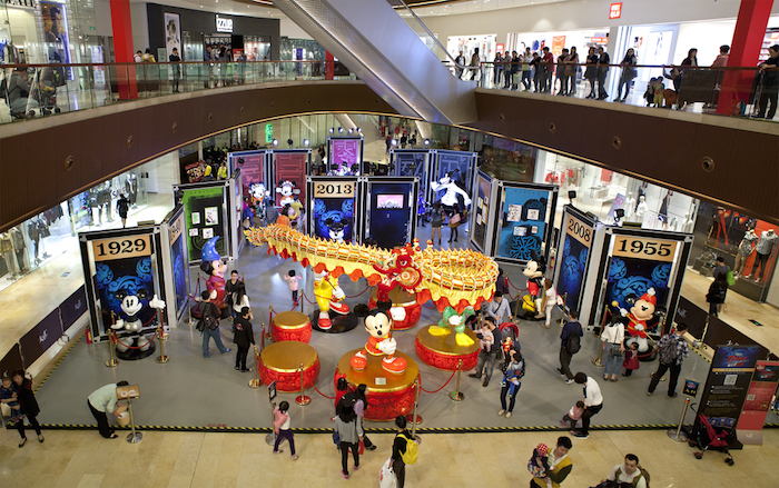 American Consumer Spending Cuts Fears of Slowdown