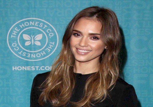 Jessica Alba Brings Beauty To Honest Empire