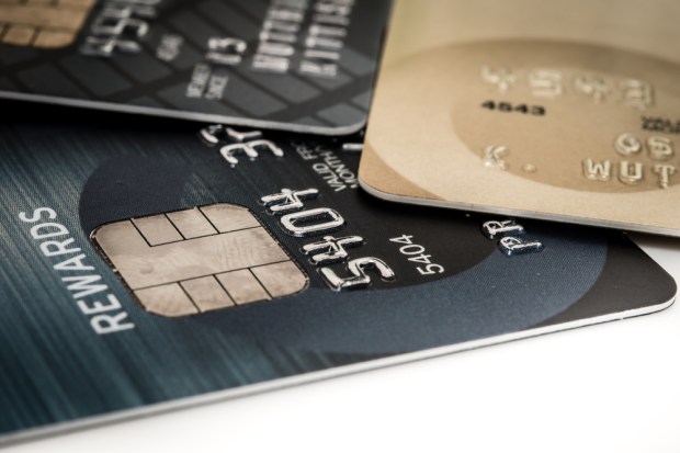 Fraud Forecast Increases For Online Holiday Shopping