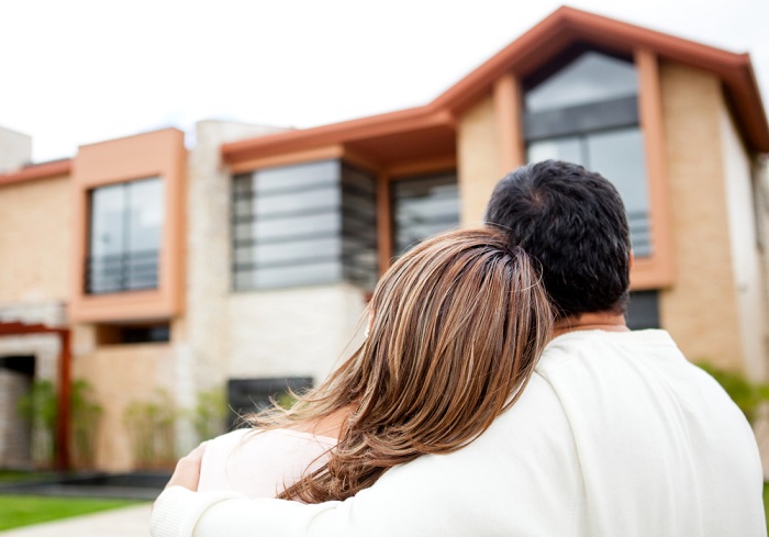 Airbnb Competitors Merge To Take On Marketplace