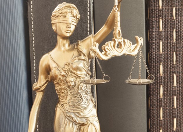 Ex-State Street Execs Charged In Defrauding Scheme