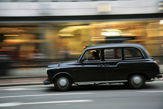 London Cabbies Launch Crowdfunding Campaign Against Uber