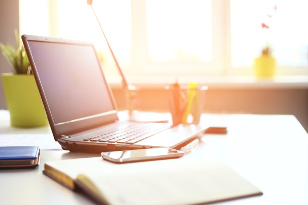 Apple Posts Growth In A Declining PC Market