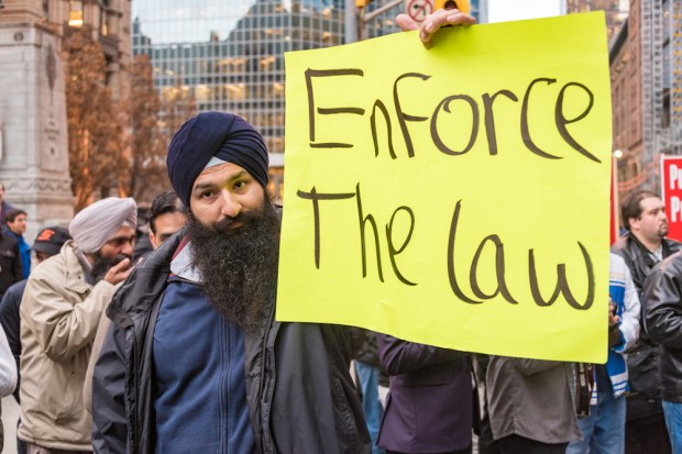 Lyft Calls Out Uber On Its ‘Witch Hunt’