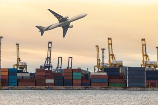 Amazon To Take On China’s Logistics Market