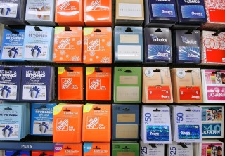 First Data Sees Digital Gift Card Uptake Ahead Of Holidays