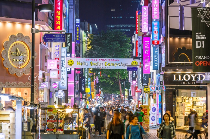 South Korea’s Online And In-Store Retailers Play Discounting Chicken