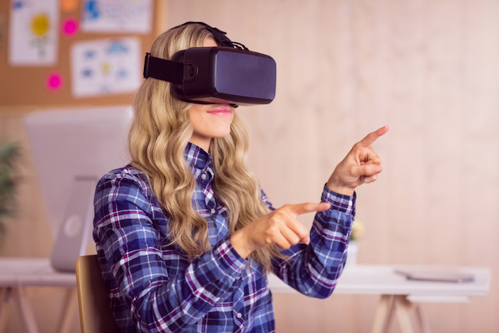 Amazon And Fidelity Labs Launch VR Financial Advisor