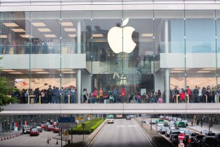 PYMNTS Daily Data Dive: Apple, Didi Chuxing Edition