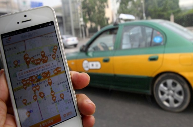 Apple Drops $1 Billion Into Ridesharing In China
