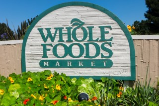 Amazon’s Distribution Tech to Revamp Whole Foods?