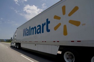 Walmart Grows Two-Day Shipping