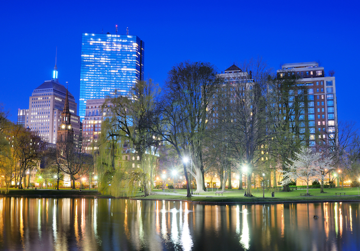 AmazonFresh Expands To Boston