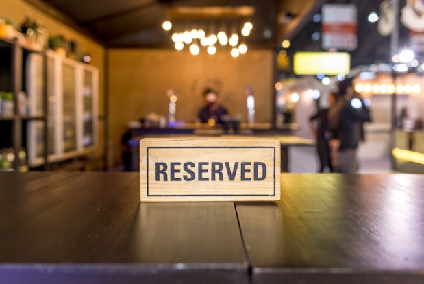 Facebook Chatbot Takes On Restaurant Bookings