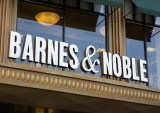 Sizzle/Fizzle: Barnes & Noble Founder Eyes Buyback, Job Growth Hits High