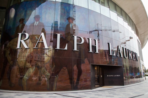 Ralph Lauren Tops Analyst Forecasts Despite Falling Sales