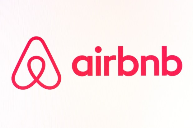 Three Senators Call On FTC To Investigate Airbnb Services