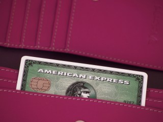 Analysts Eye Amex Commercial Cards Ahead Of Earnings Report