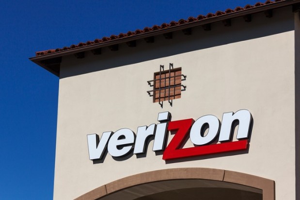 Verizon Closes In On Yahoo Deal