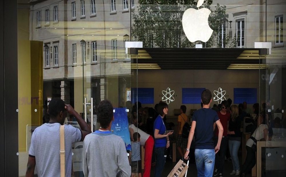 Australian Banks Denied Temporary Approval For Apple Negotiations