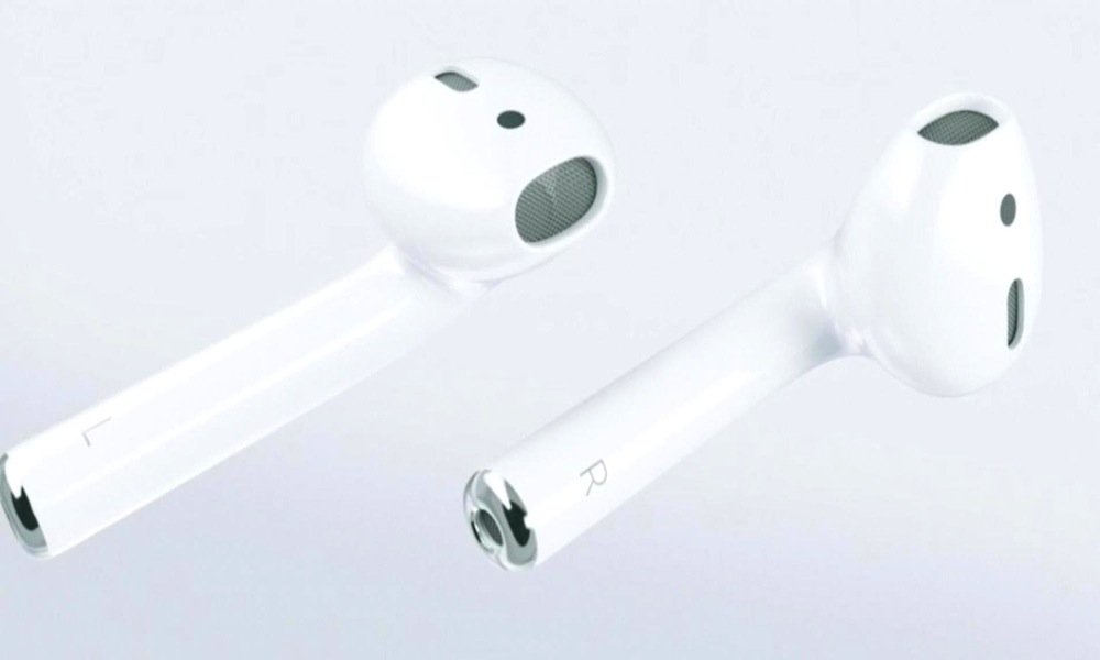 Apple’s Tough Week: AirPods Delayed And Shares Down