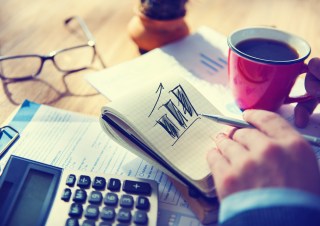 Why Starting Off Small Can Keep Businesses From Growing