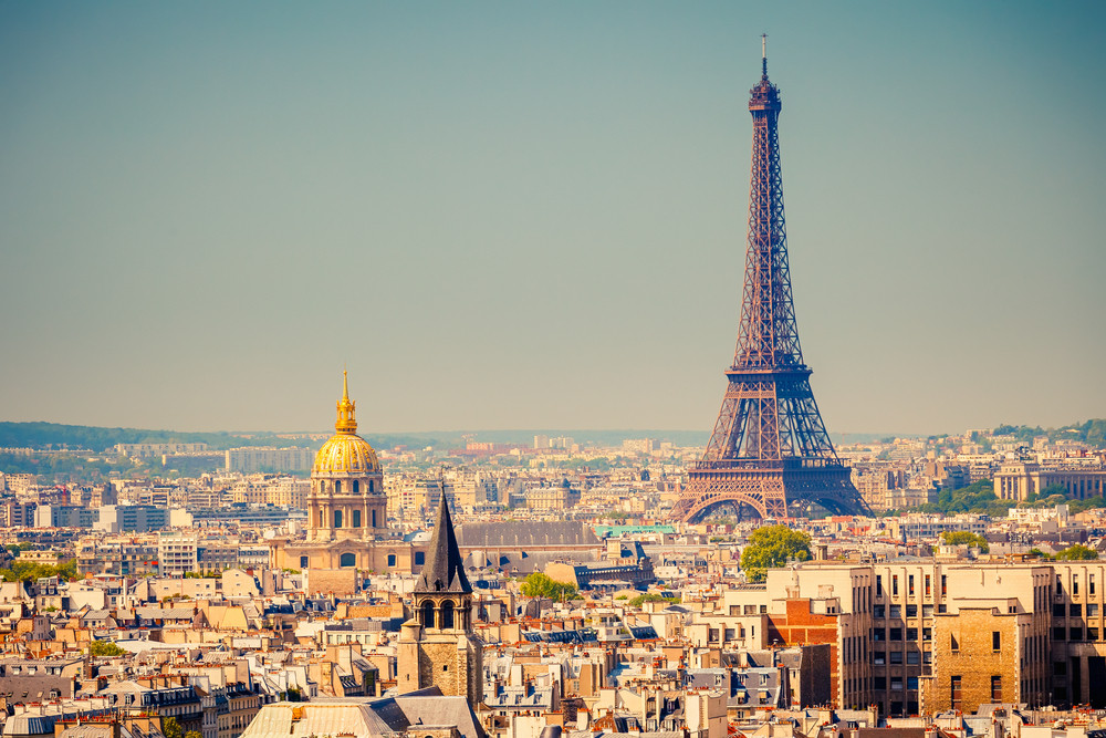 PYMNTS Daily Data Dive: French Banks Team Up To Go Mobile