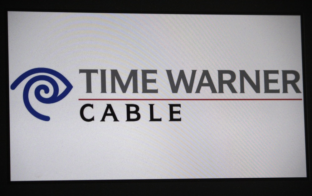 Apple Approached Time Warner Before Inked Deal With AT&T