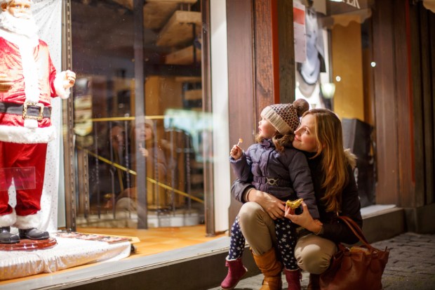 Local Store Shopping Still A Holiday Tradition
