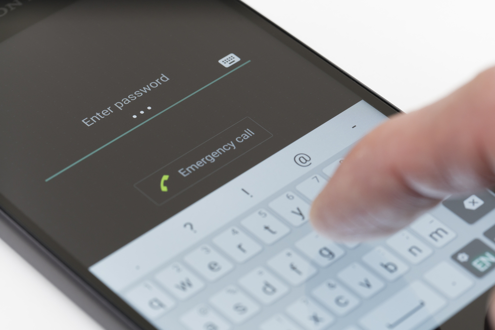 The Hack That Breaks 1 Billion Androids