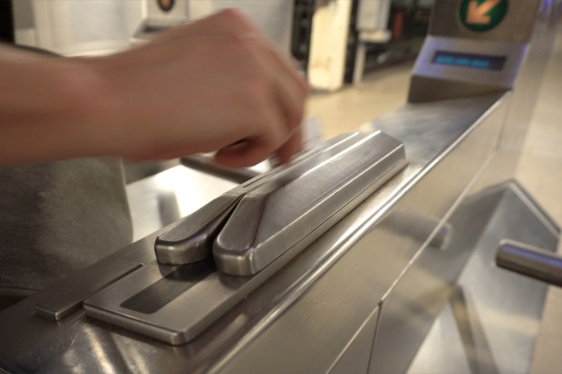 Cubic Wins NYC MTA MetroCard Contract Through 2022