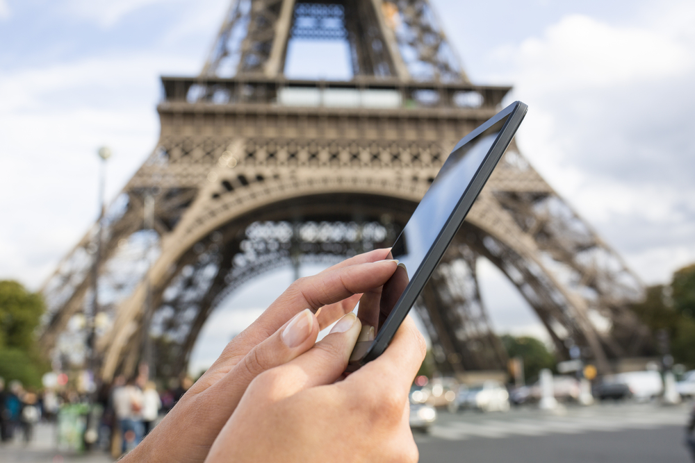 New Universal Mobile Pay App Debuts In France