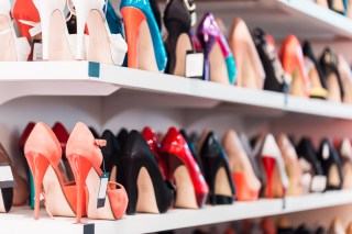 Zappos Takes On The Holidays With Price Matching