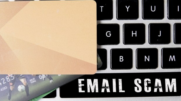 FTC Says Scammers Targeting Attorneys, Doctors, Other License Holders