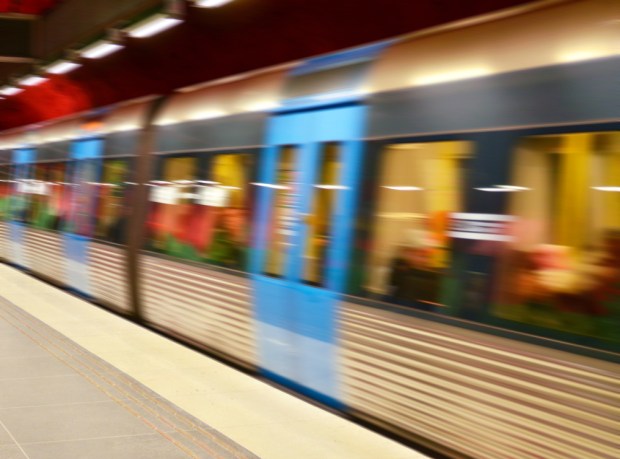 Retail Cozies Up To Mass Transit — Via Payments
