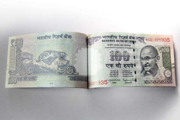 Snapdeal Lets Consumers Buy, Get Cash Delivered