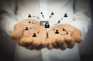 Viewpost Banks On V-Cards With Comdata