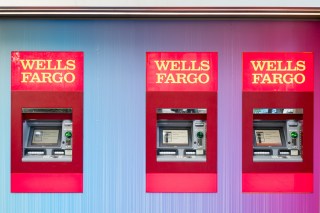 Wells CEO Defends Sales Practices