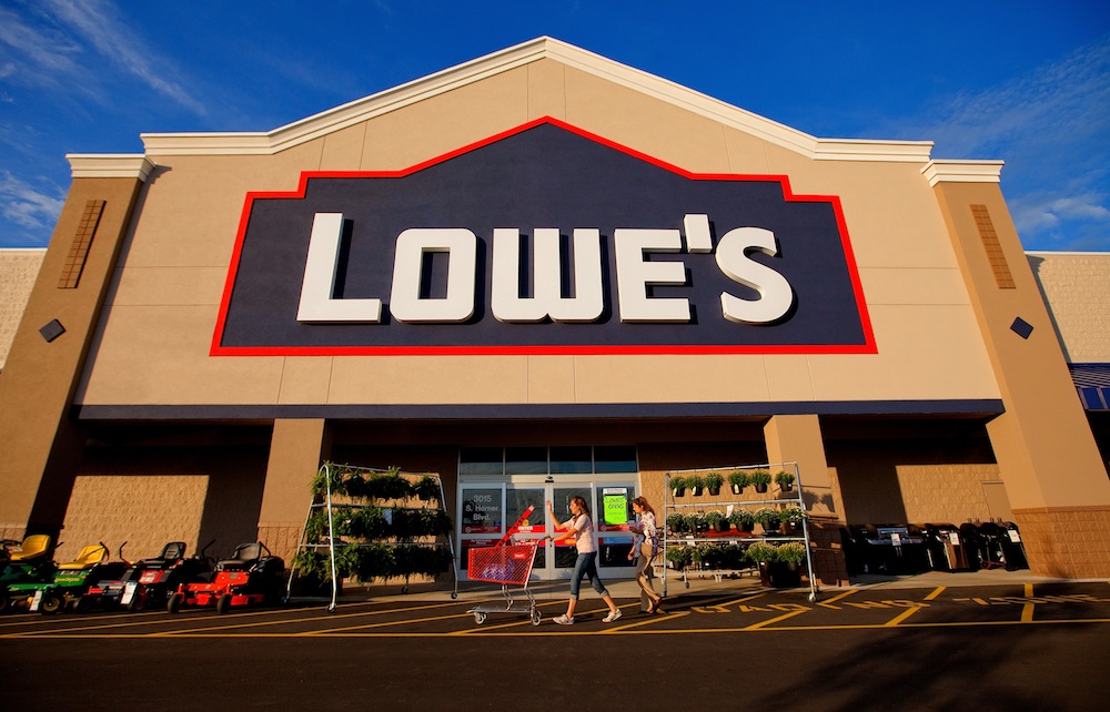 take me to the nearest lowes store