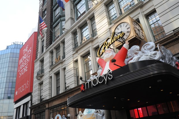 Macy’s Stock Slips After Warning On Earnings