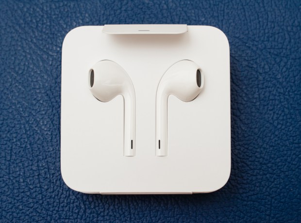 Apple Leads Bluetooth Headphone Sales