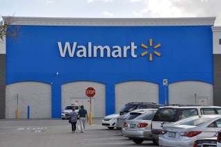 Ban Be Gone: Walmart, Visa Reach Deal On Canadian Credit Cards