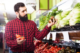 Amazon Mulling Two-Story Grocery Stores Staffed With Robots